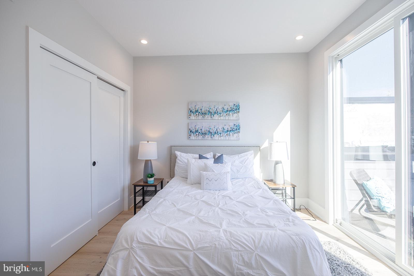 2244 Ontario Road Northwest, Unit 6 Washington, DC 20009 - Photo 24 of 37