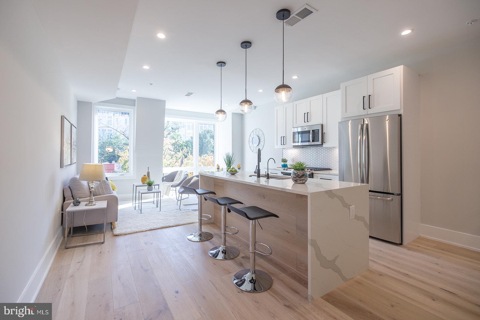 2244 Ontario Road Northwest, Unit 6 Washington, DC 20009 - Photo 4 of 37