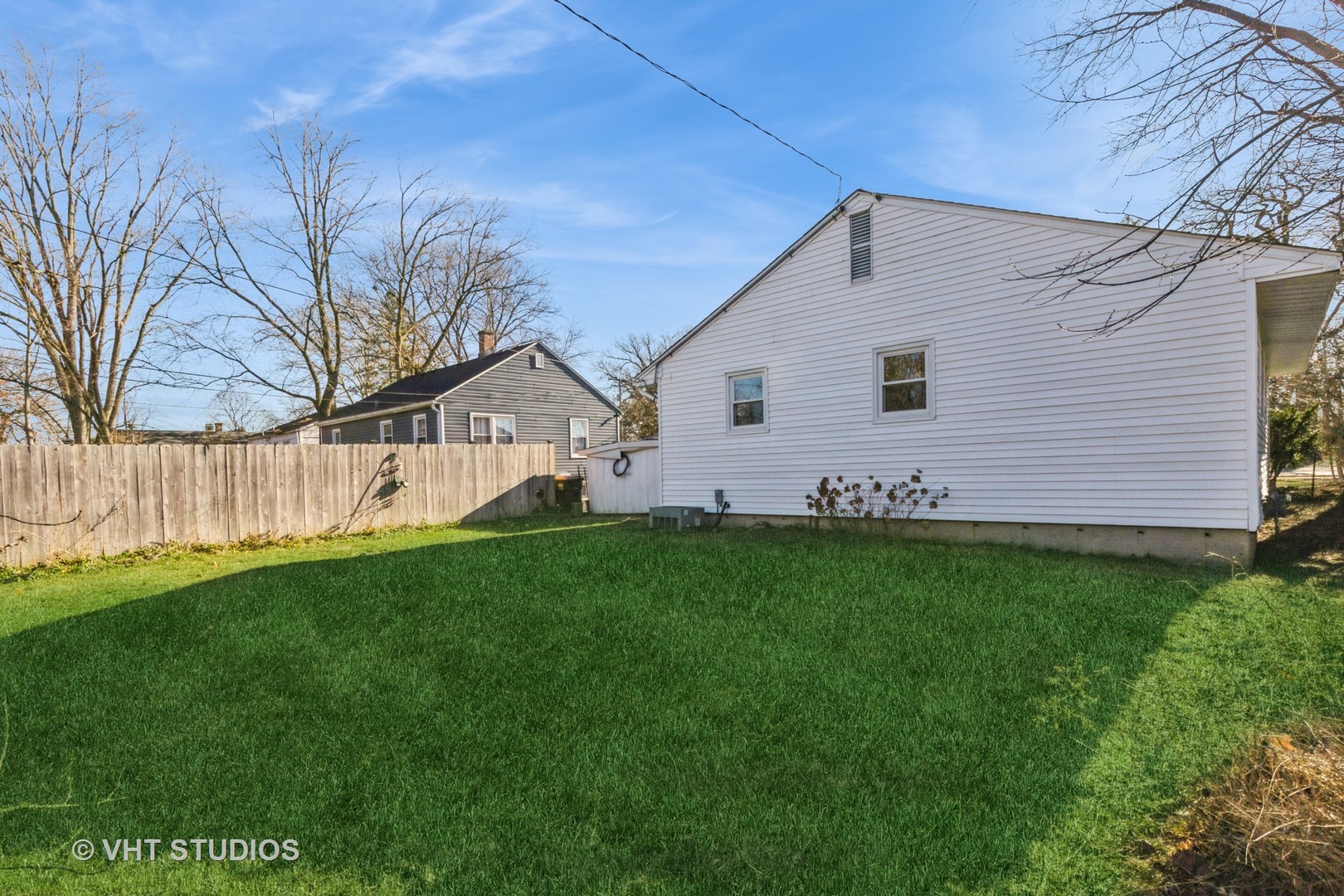 238 Allanson Road Mundelein, IL 60060 - Photo 17 of 18 a front view of house with yard and green space