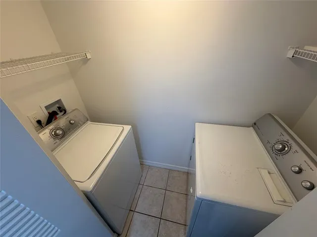 $2,850 | 5005 Wiles Road, Unit 307, Coconut Creek, FL 33073