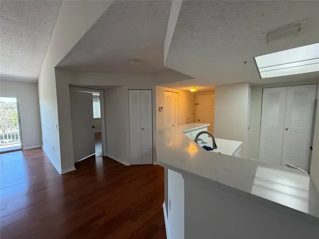 $2,850 | 5005 Wiles Road, Unit 307, Coconut Creek, FL 33073