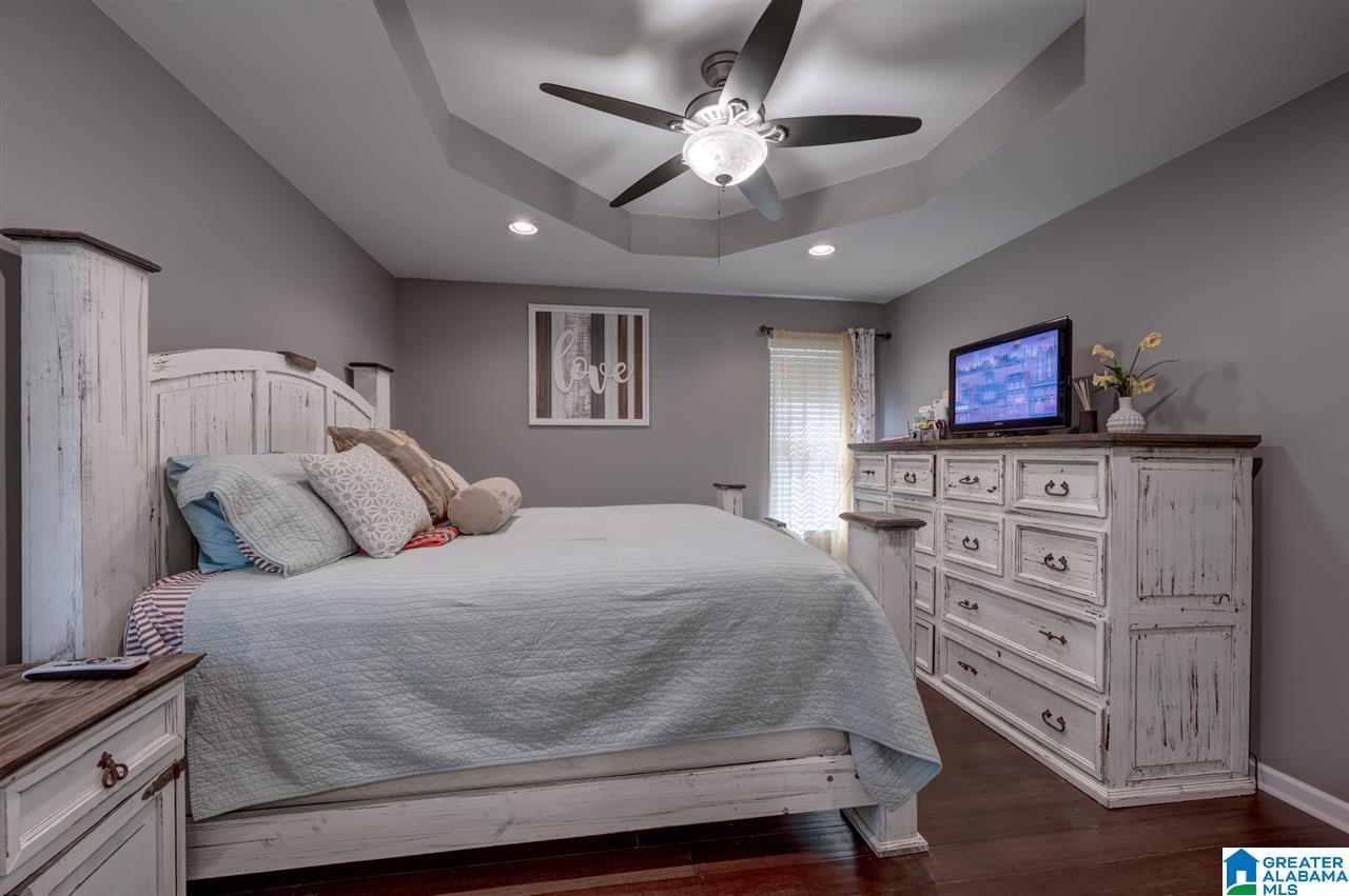 1023 Mountain Lake Road Warrior, AL 35180 - Photo 10 of 29
