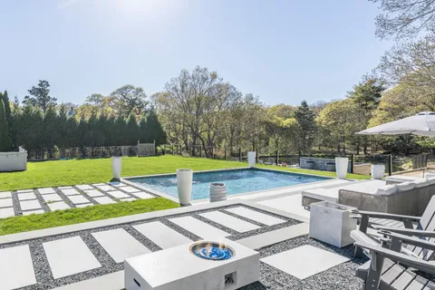 $5,995,000 | 17 Upland Road, Montauk, NY 11954