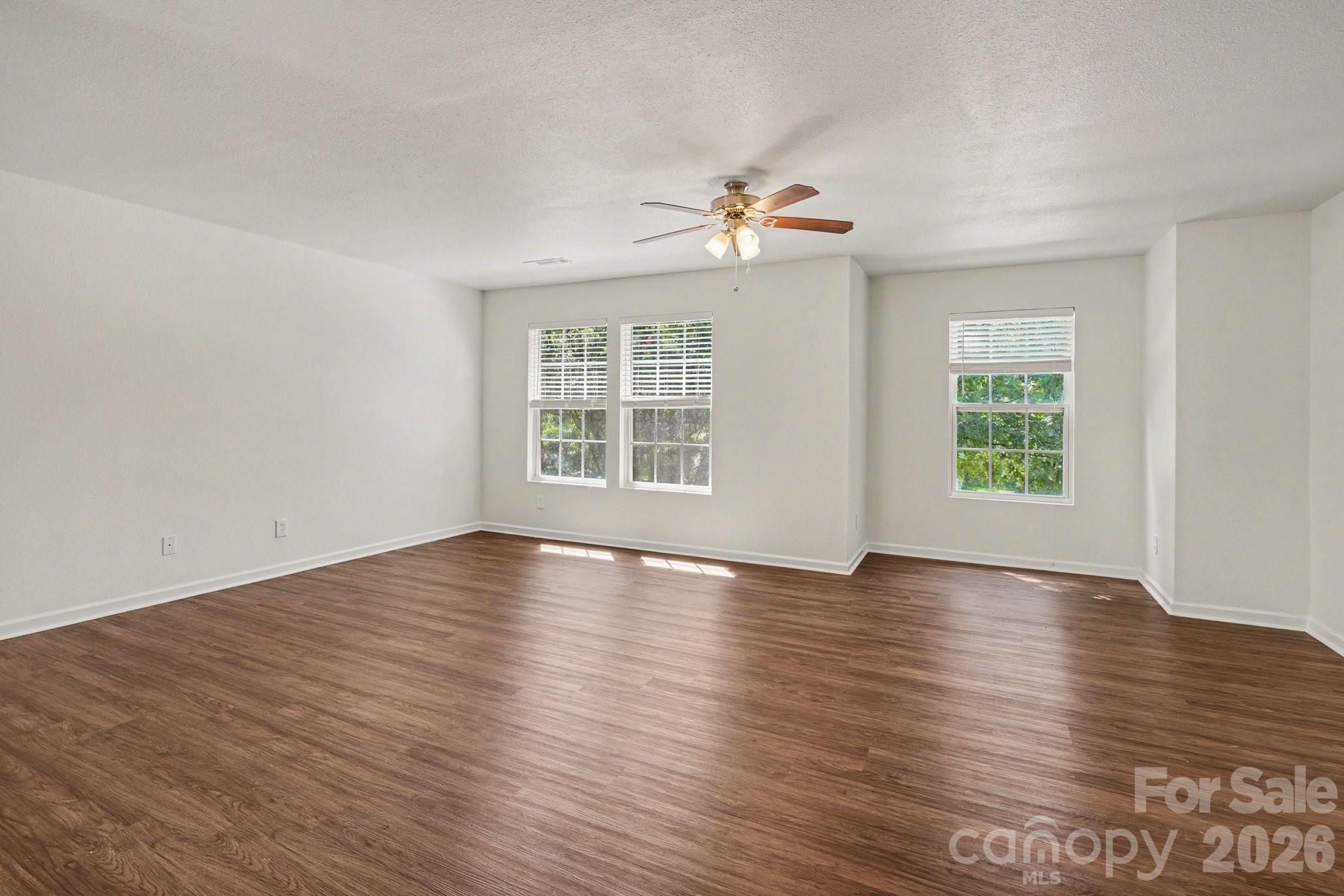 8401 Rockmoor Ridge Road Charlotte, NC 28215 - Photo 9 of 23 Gallery Image 9