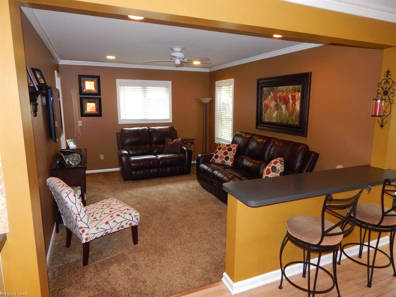 1793 Hampton Road Grosse Pointe Woods, MI 48236 - Photo 21 of 69 Gallery Image 21