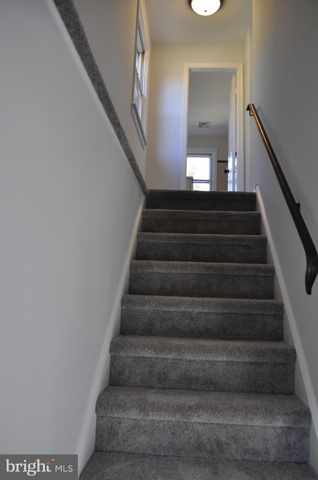 158 South Highland Road Springfield, PA 19064 - Photo 18 of 46 a view of entryway