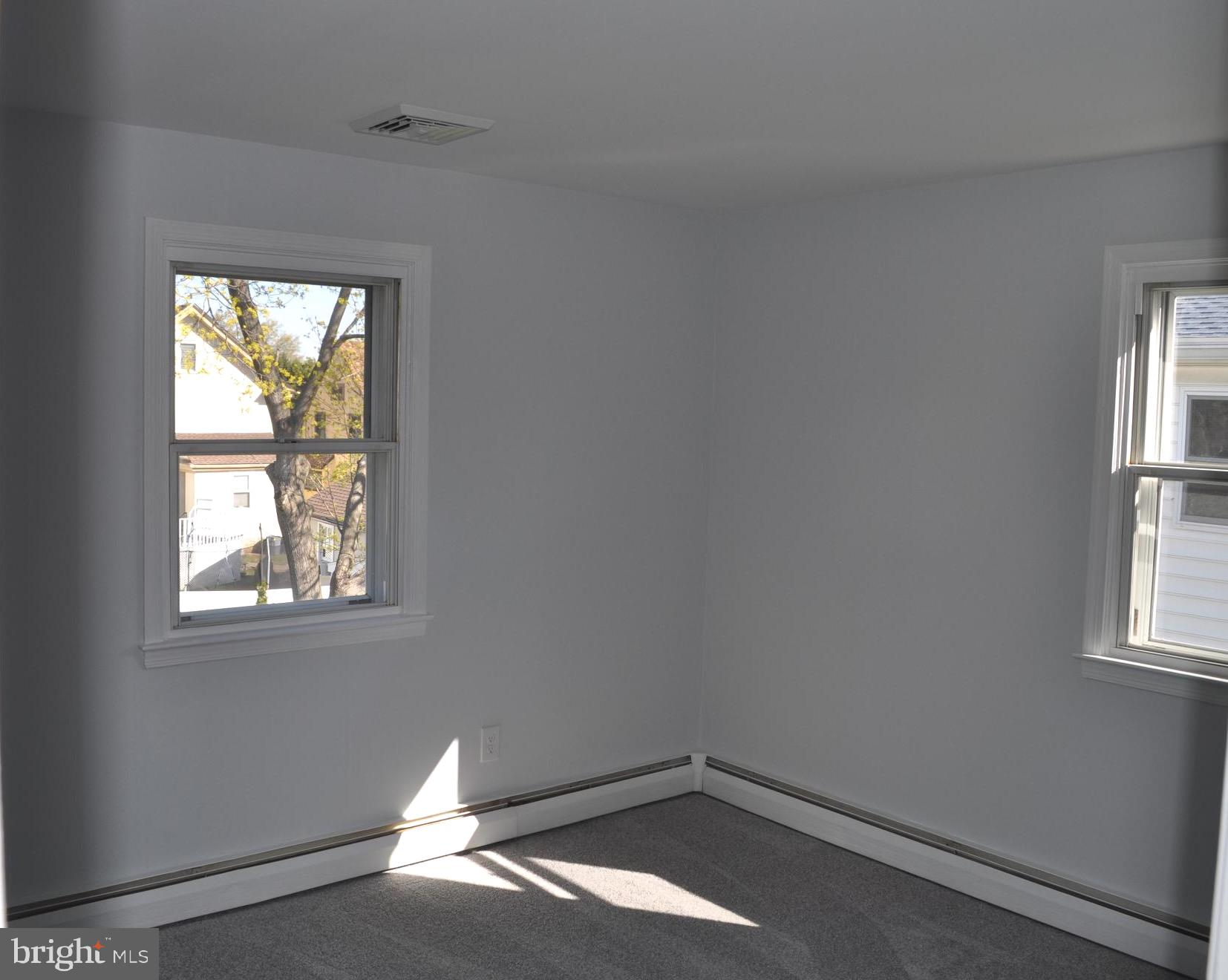 158 South Highland Road Springfield, PA 19064 - Photo 25 of 46 a view of empty room with windows