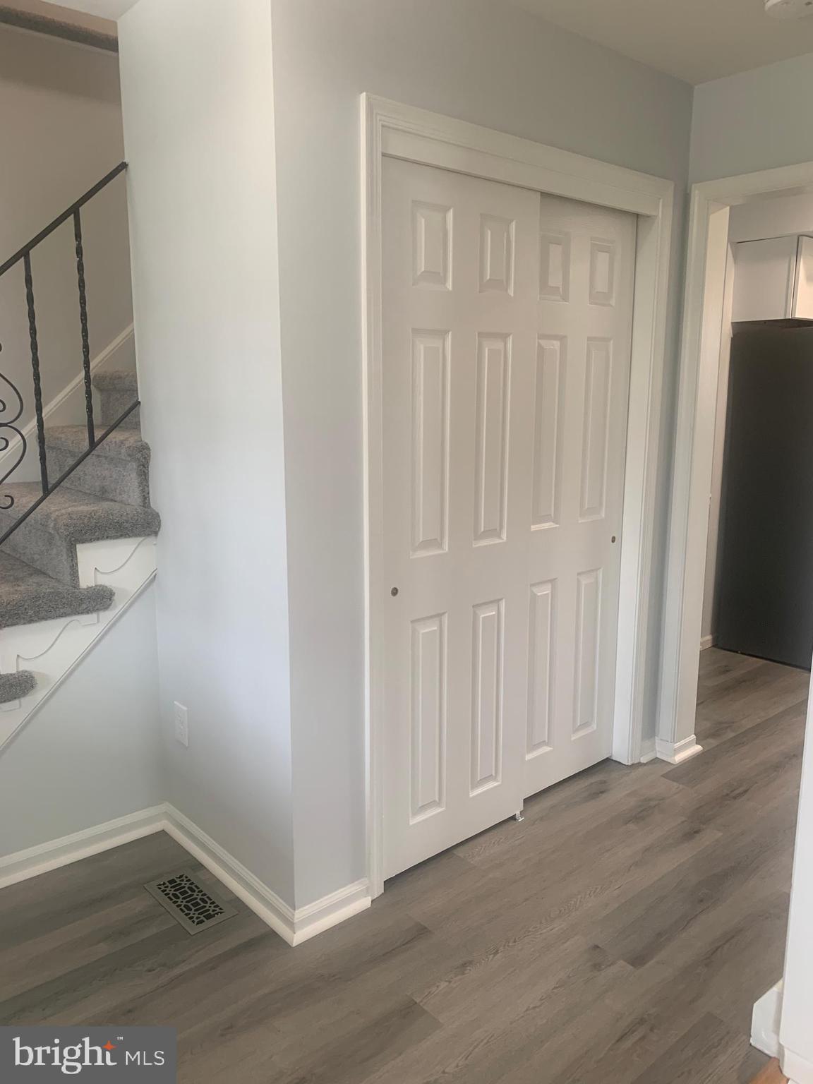 158 South Highland Road Springfield, PA 19064 - Photo 7 of 46 an empty room with wooden floor
