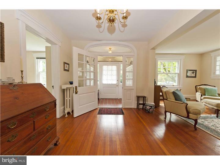 321 St Davids Road Wayne, PA 19087 - Photo 4 of 24 Foyer