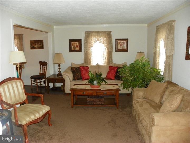 14 Alvil Road Wilmington, DE 19805 - Photo 3 of 12 Gallery Image 3