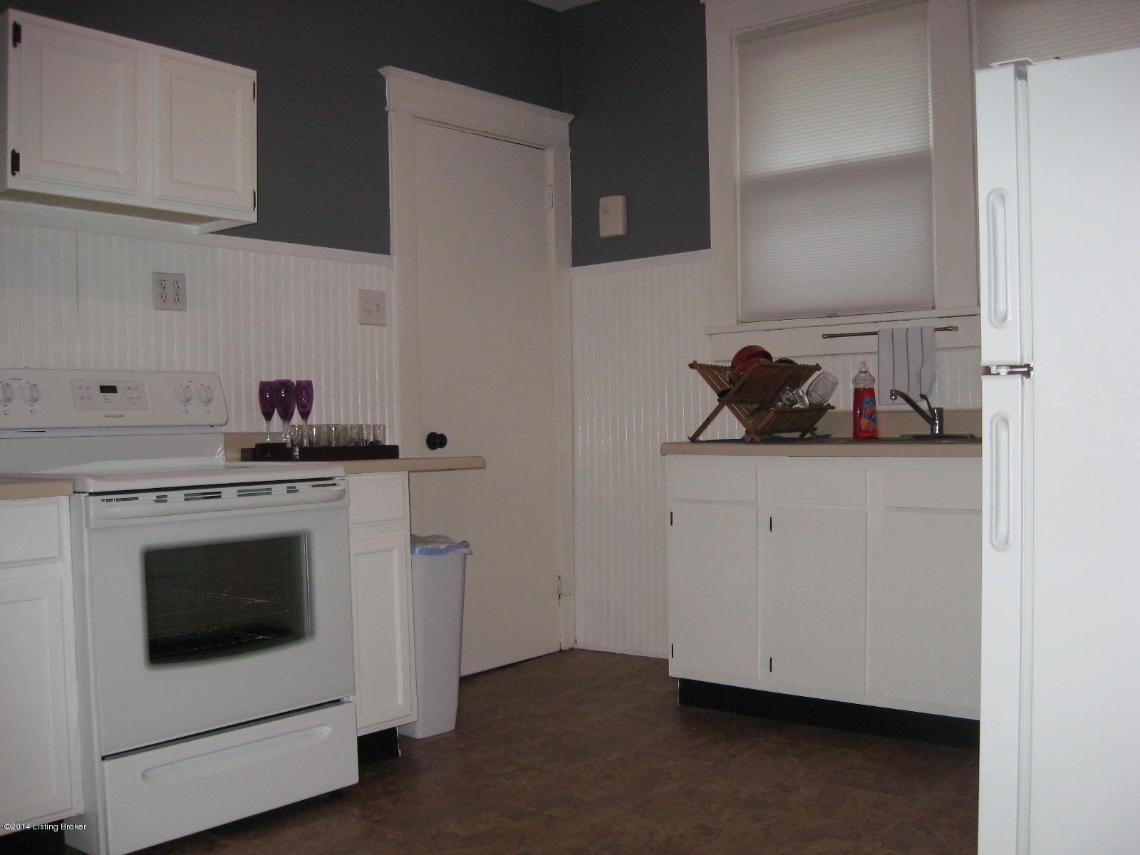 342 Kenilworth Road Louisville, KY 40206 - Photo 22 of 44 Kitchen with Bead Board