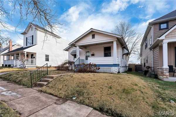 $1,790 | 7070 Winona Avenue, St. Louis, MO 63109