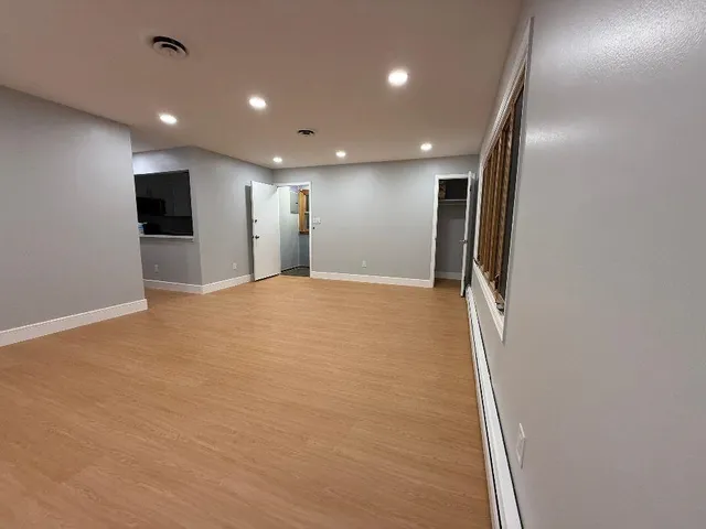 $3,200 | 47 Country Village Court, Unit 2, Bayonne, NJ 07002