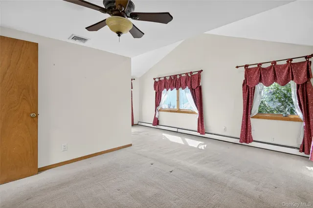 $599,000 | 8 Lovers Lane, Huntington, NY 11743