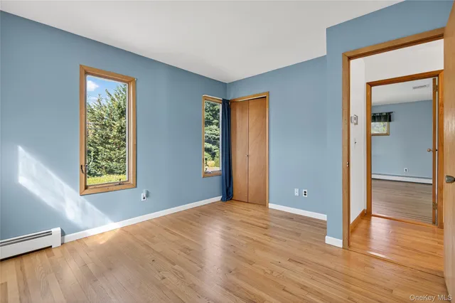 $599,000 | 8 Lovers Lane, Huntington, NY 11743