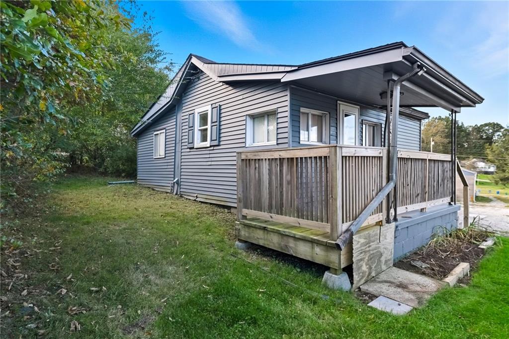 284 West Allegheny Road Imperial, PA 15126 - Photo 16 of 18 a backyard of a house with a small deck and barbeque oven