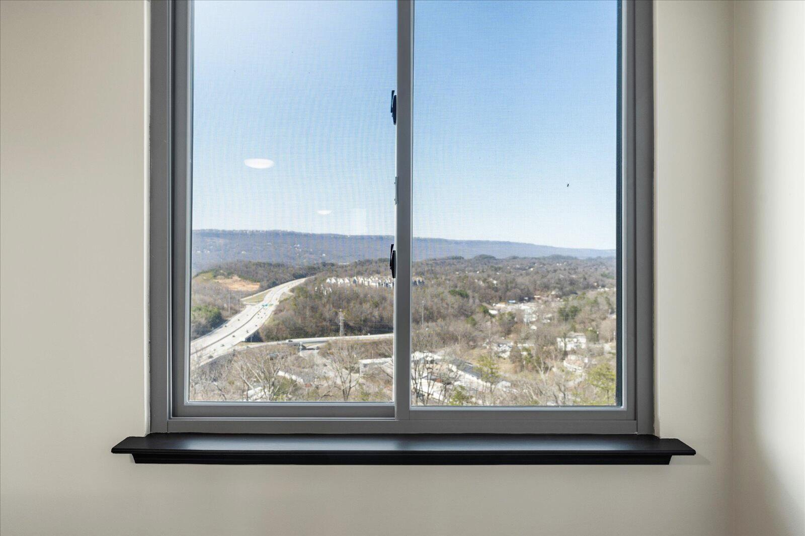 1131 Stringers Ridge Road, Unit 10B Chattanooga, TN 37405 - Photo 13 of 40 2872