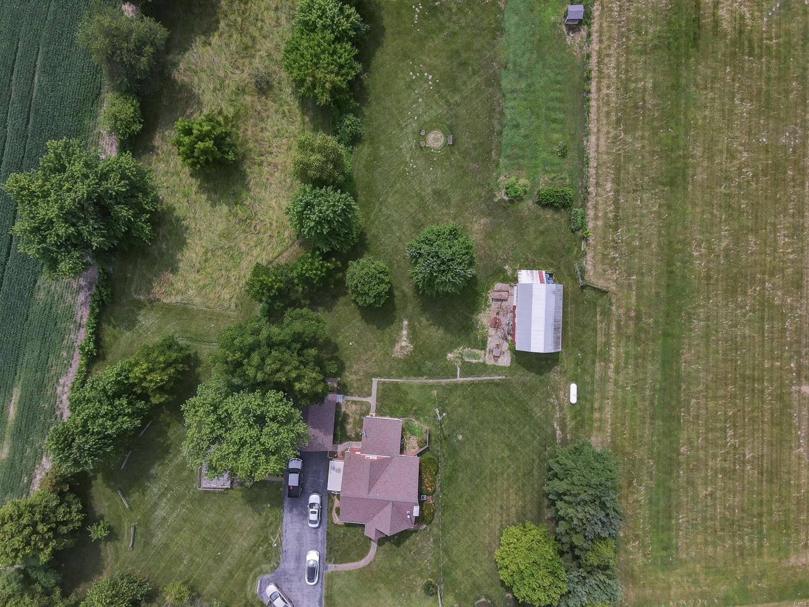 8111 Highway 159 Dorsey, IL 62021 - Photo 38 of 42