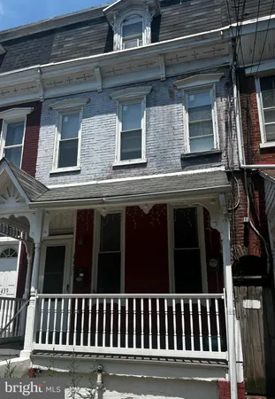 $1,750 | 441 Walnut Street, Pottstown, PA 19464