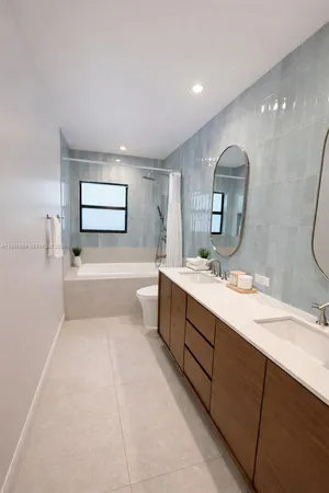 $2,899,999 | 7440 Southwest 174th Street, Palmetto Bay, FL 33157