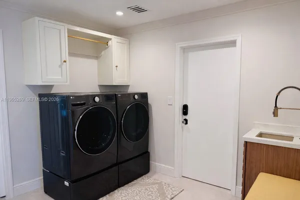 $2,899,999 | 7440 Southwest 174th Street, Palmetto Bay, FL 33157