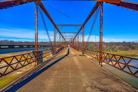 $325,000 | 1334 County Road 2019, Glen Rose, TX 76043