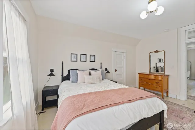 $499,000 | 5060 Highway 106, Union, WA 98592