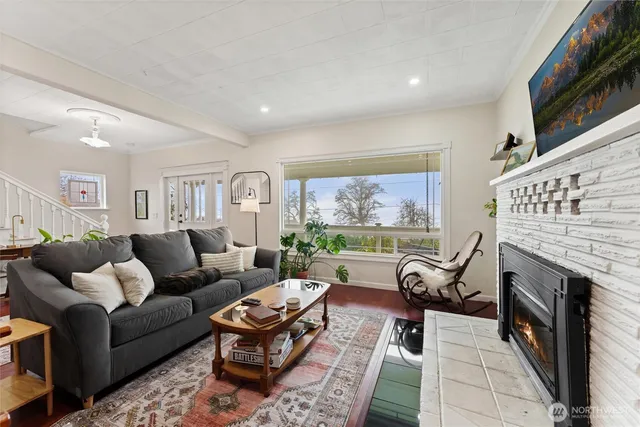 $499,000 | 5060 Highway 106, Union, WA 98592