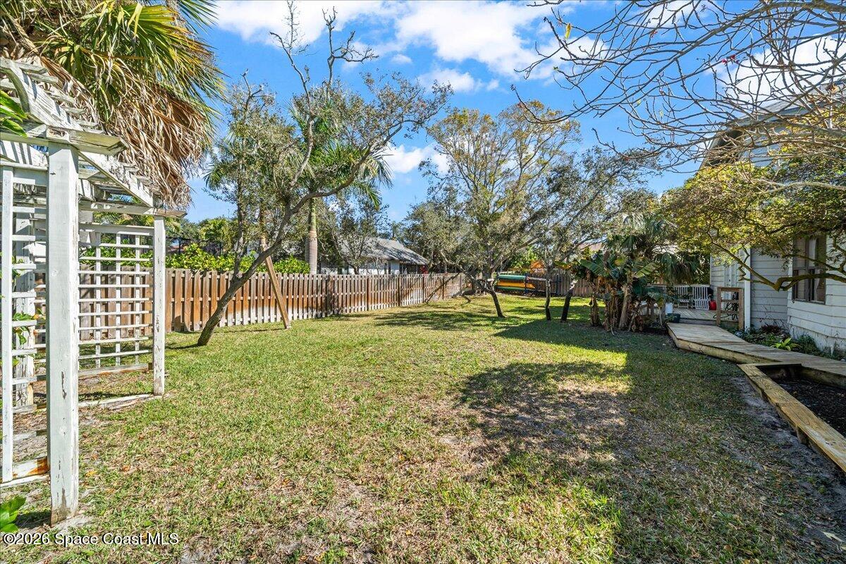 594 Hummingbird Drive Indialantic, FL 32903 - Photo 37 of 52 40-untitled-40