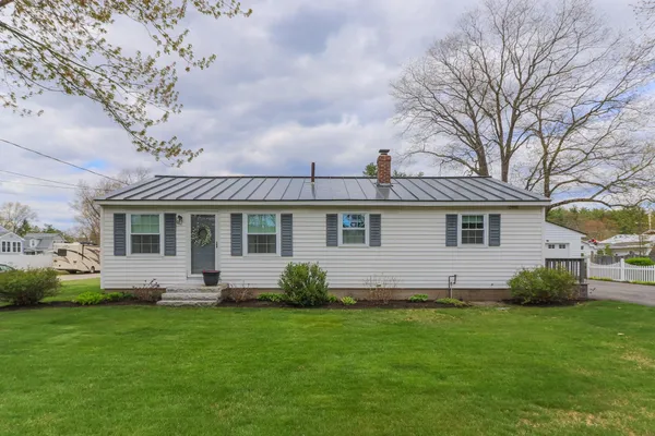 $425,000 | 59 Manor Road, Concord, NH 03303