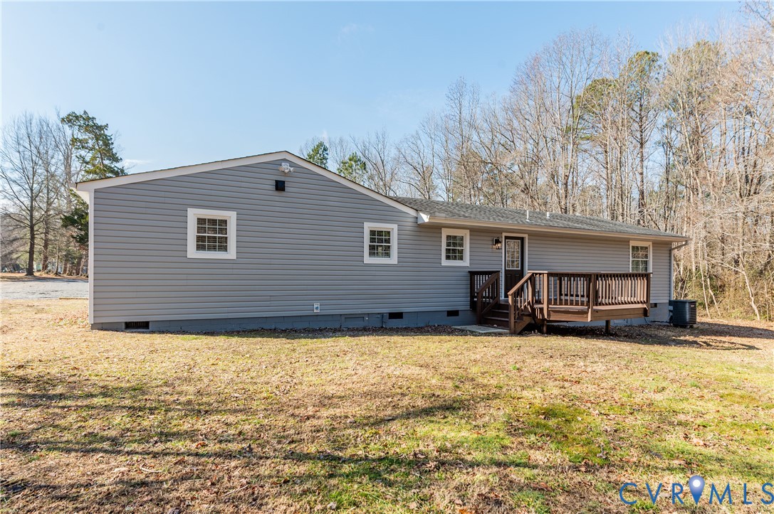10298 Jamestown Road Ashland, VA 23005 - Photo 44 of 46 a view of a house with a yard