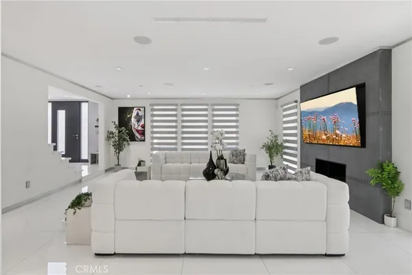$2,750,000 | 23670 Park Andorra, Calabasas, CA 91302