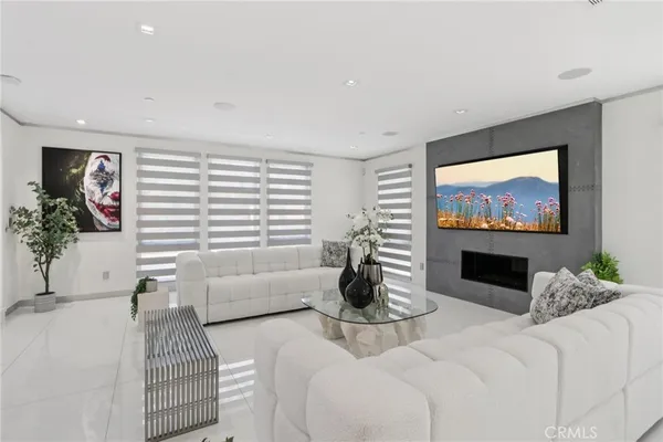 $2,750,000 | 23670 Park Andorra, Calabasas, CA 91302