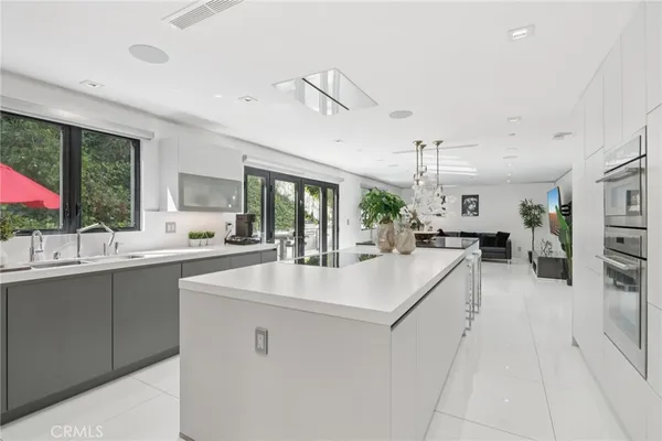 $2,750,000 | 23670 Park Andorra, Calabasas, CA 91302