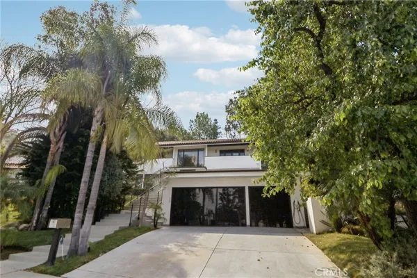 $2,750,000 | 23670 Park Andorra, Calabasas, CA 91302