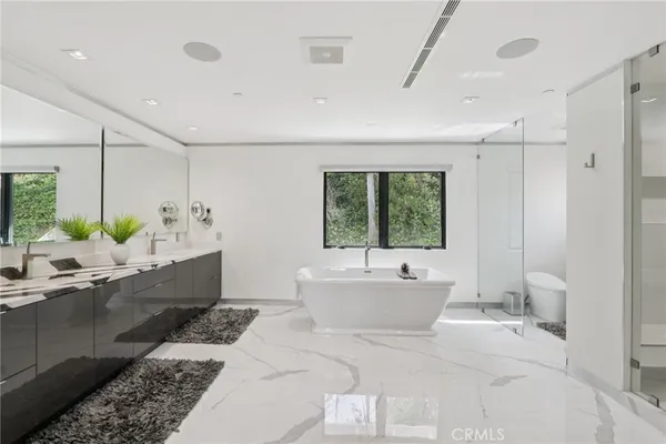 $2,750,000 | 23670 Park Andorra, Calabasas, CA 91302