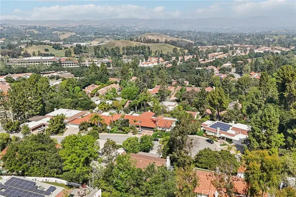 $2,750,000 | 23670 Park Andorra, Calabasas, CA 91302