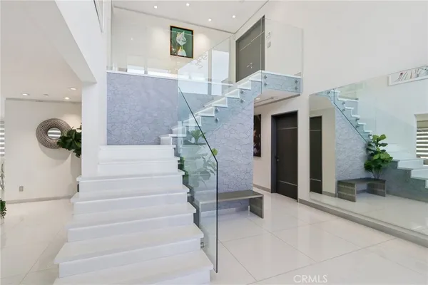 $2,750,000 | 23670 Park Andorra, Calabasas, CA 91302