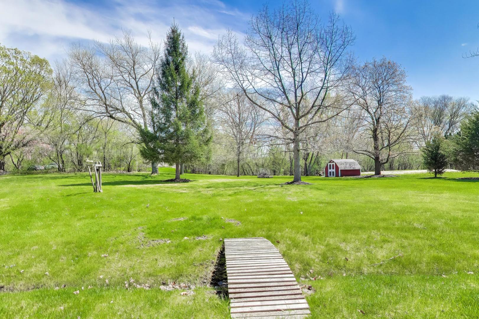 133 Howe Terrace Barrington, IL 60010 - Photo 39 of 45