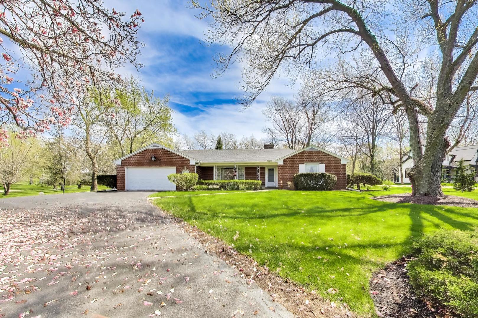 133 Howe Terrace Barrington, IL 60010 - Photo 4 of 45