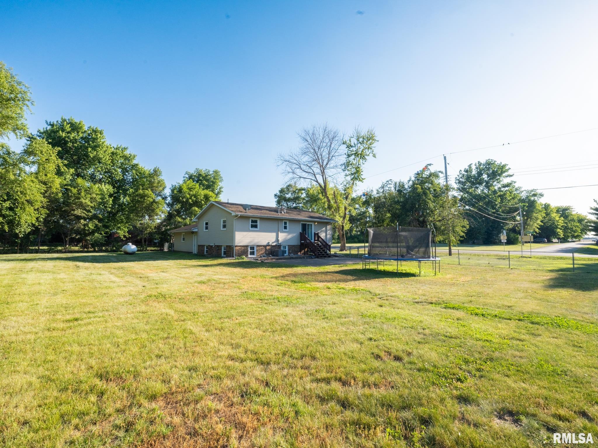 13082 Laurel Street Manito, IL 61546 - Photo 4 of 52