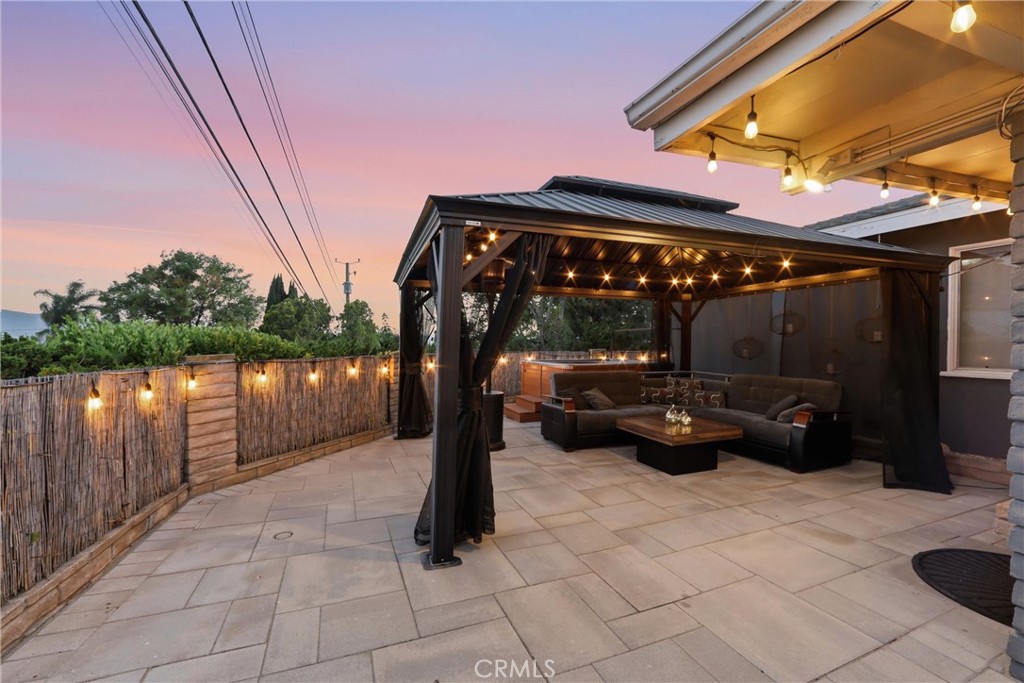 824 Stanford Road Burbank, CA 91504 - Photo 43 of 46