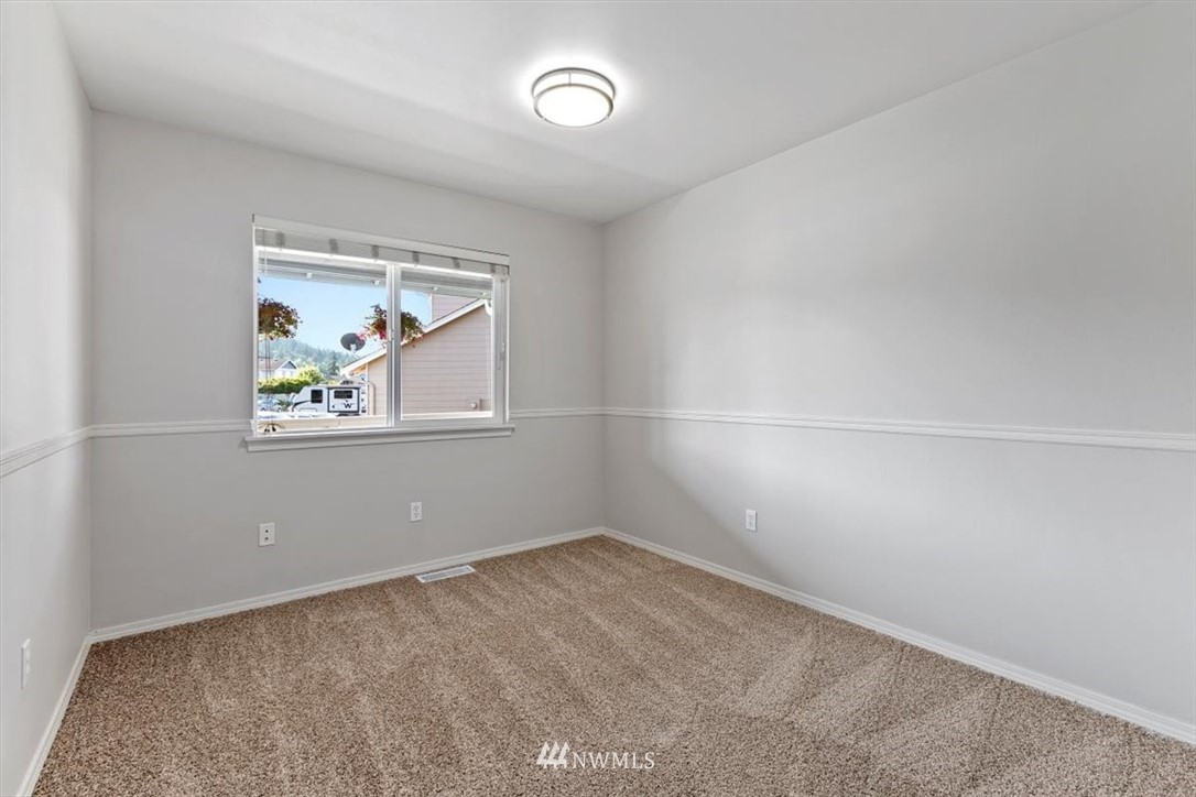 2115 Riley Road Mount Vernon, WA 98274 - Photo 18 of 24 Gallery Image 18
