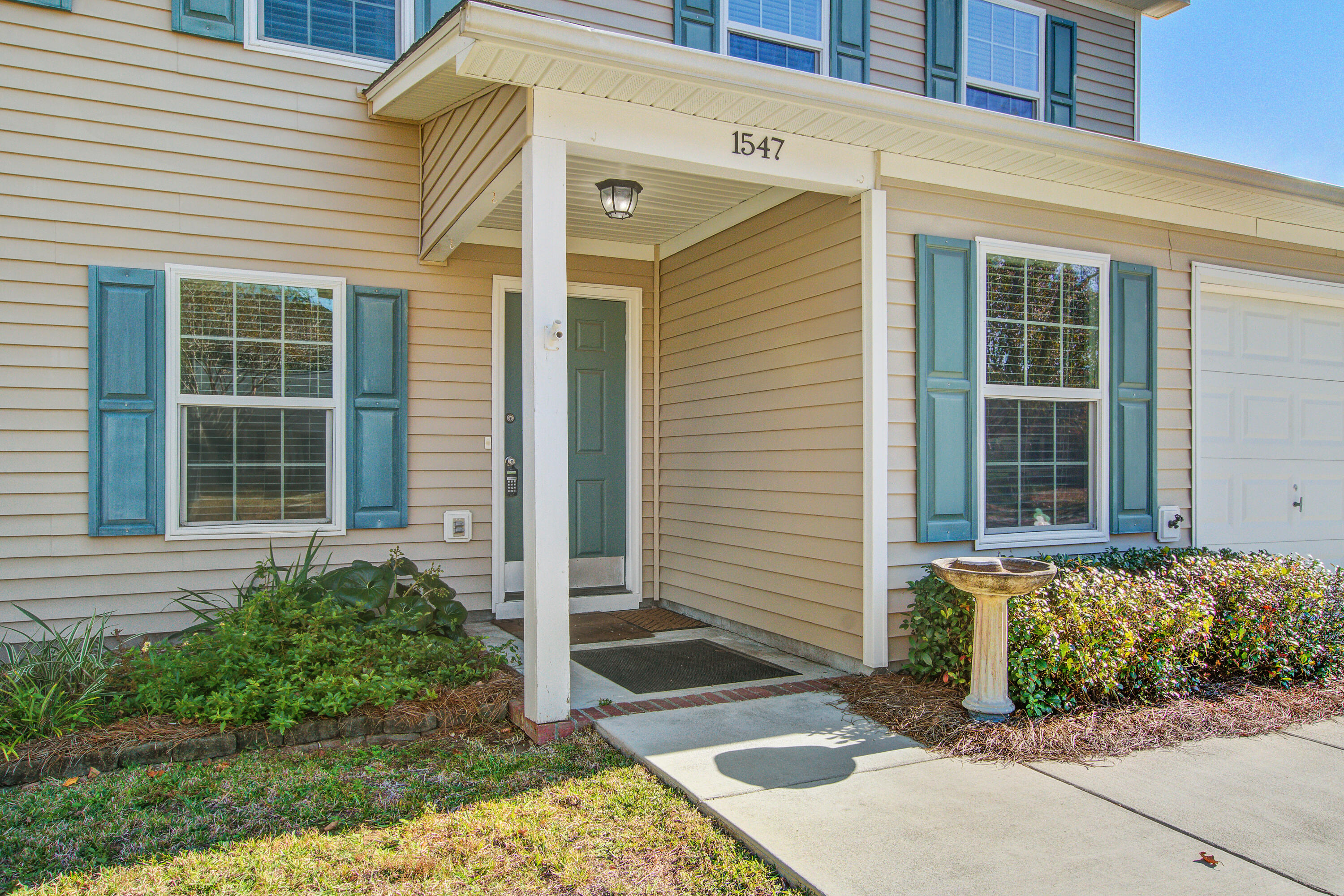 1547 Clark Sound Circle Charleston, SC 29412 - Photo 2 of 36 1547 (2)