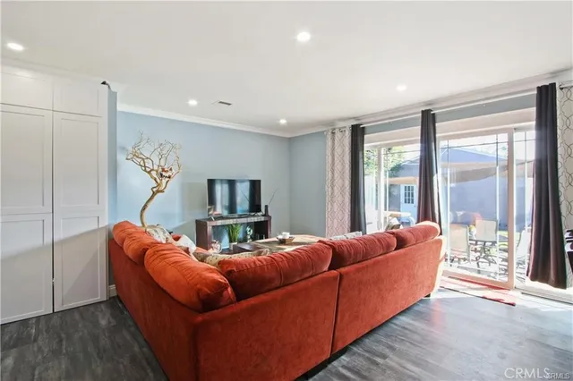 $4,100 | 742 West Orangethorpe Avenue, Fullerton, CA 92832