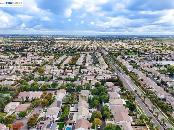 $588,000 | 1413 Angus Street, Patterson, CA 95363