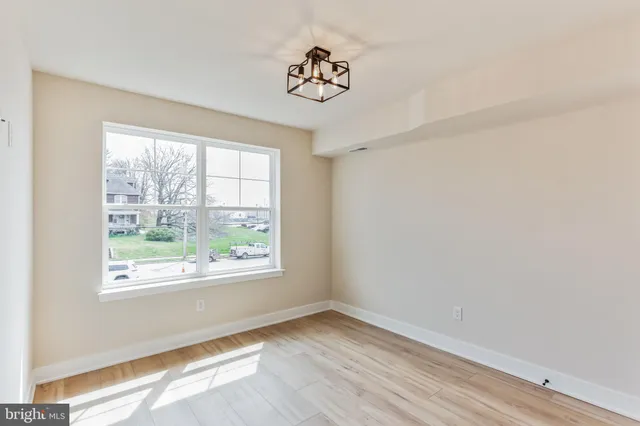 $5,000 | 1236 Butler Pike, Unit 2, Conshohocken, PA 19428