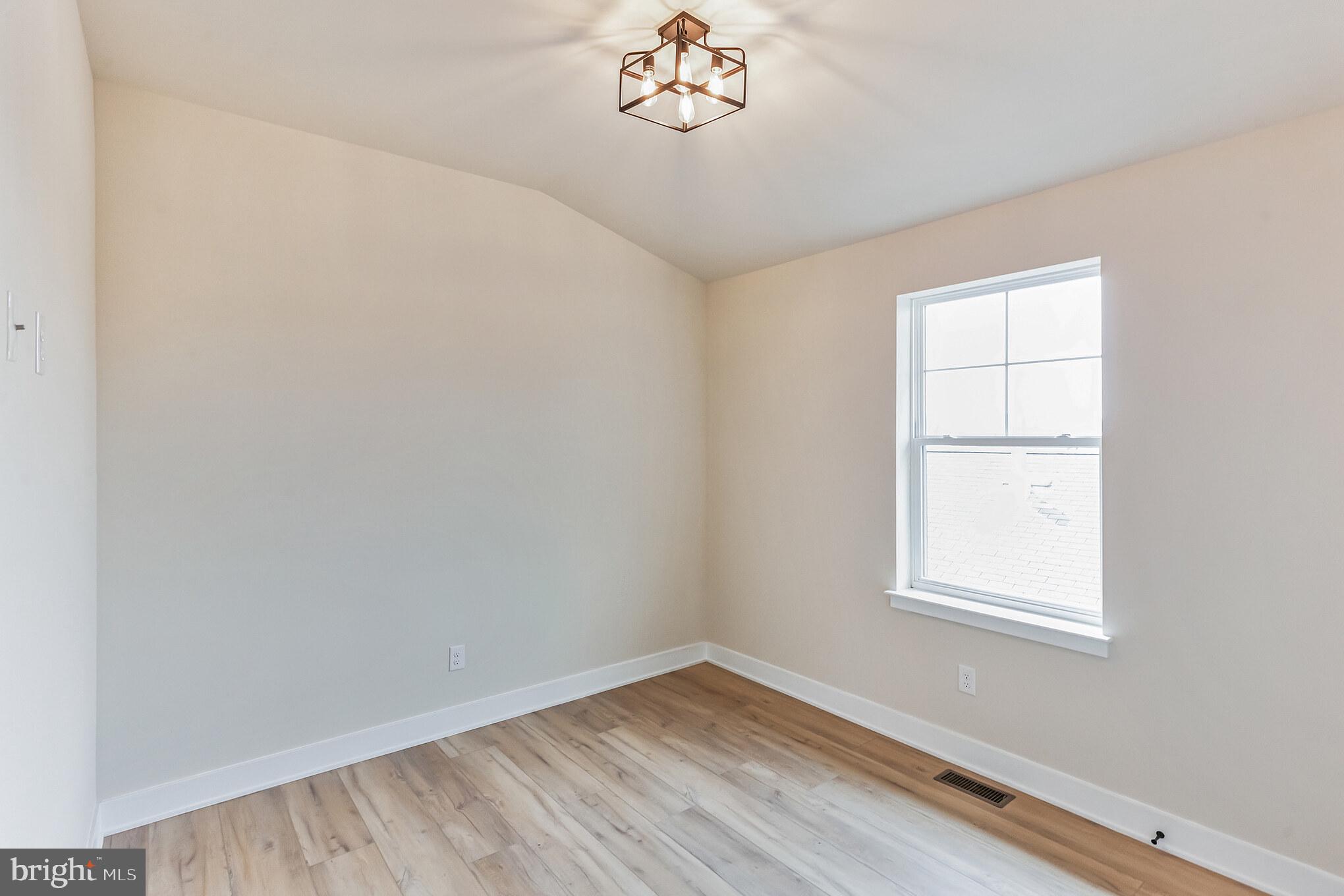 1236 Butler Pike, Unit 2 Conshohocken, PA 19428 - Photo 15 of 15 an empty room with window