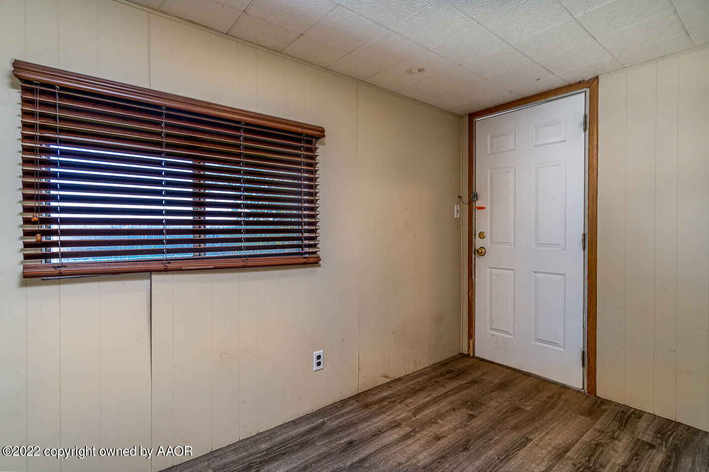 1600 Wheatstraw Road Amarillo, TX 79118 - Photo 14 of 18 a view of empty room with wooden floor