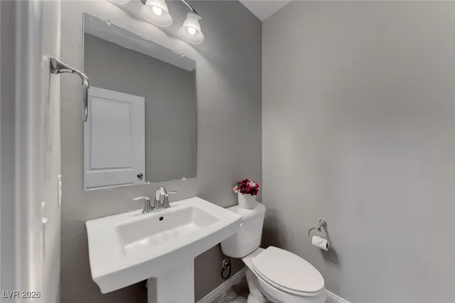 $2,700 | 1009 Cetona Court, Henderson, NV 89011